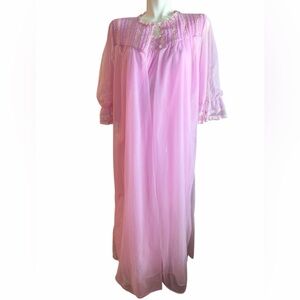Elegant Lavender Women's Nightgown and Robe